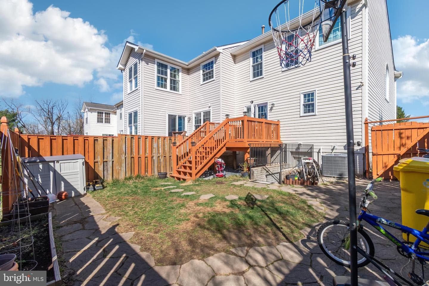 1798 Goldsborough Lane photo 44