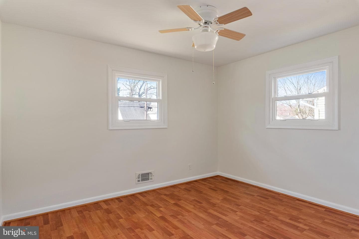 746 Warren Drive photo 20