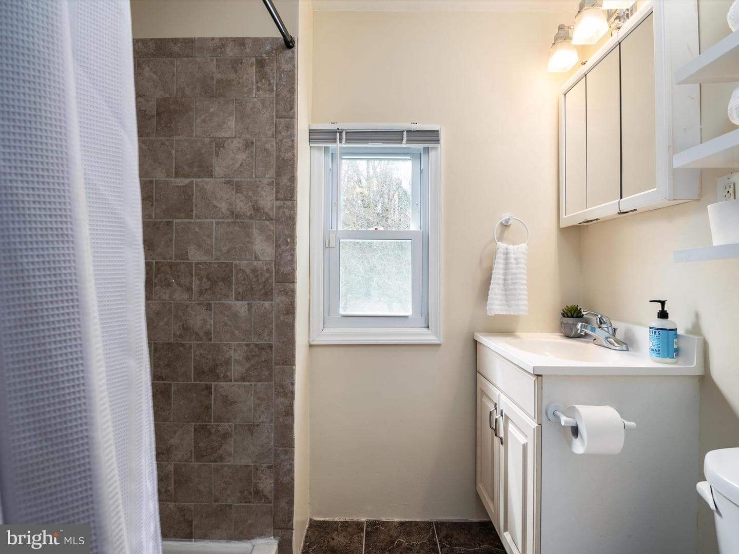 205 Arunah Avenue photo 30