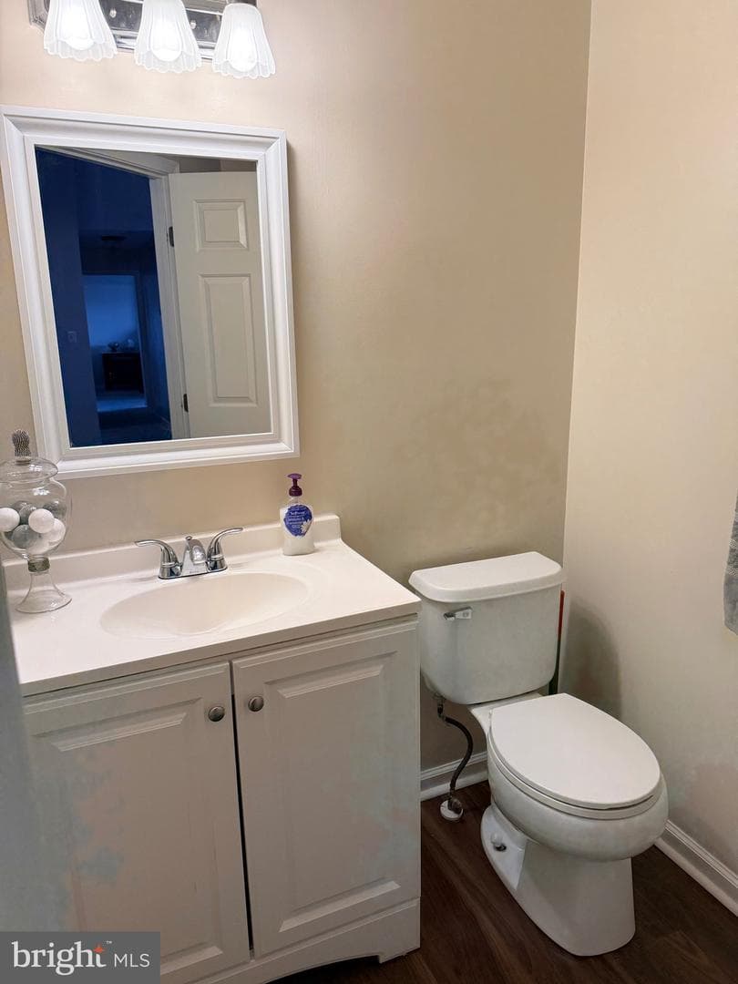 2440 Blue Spring Court #301 photo 37