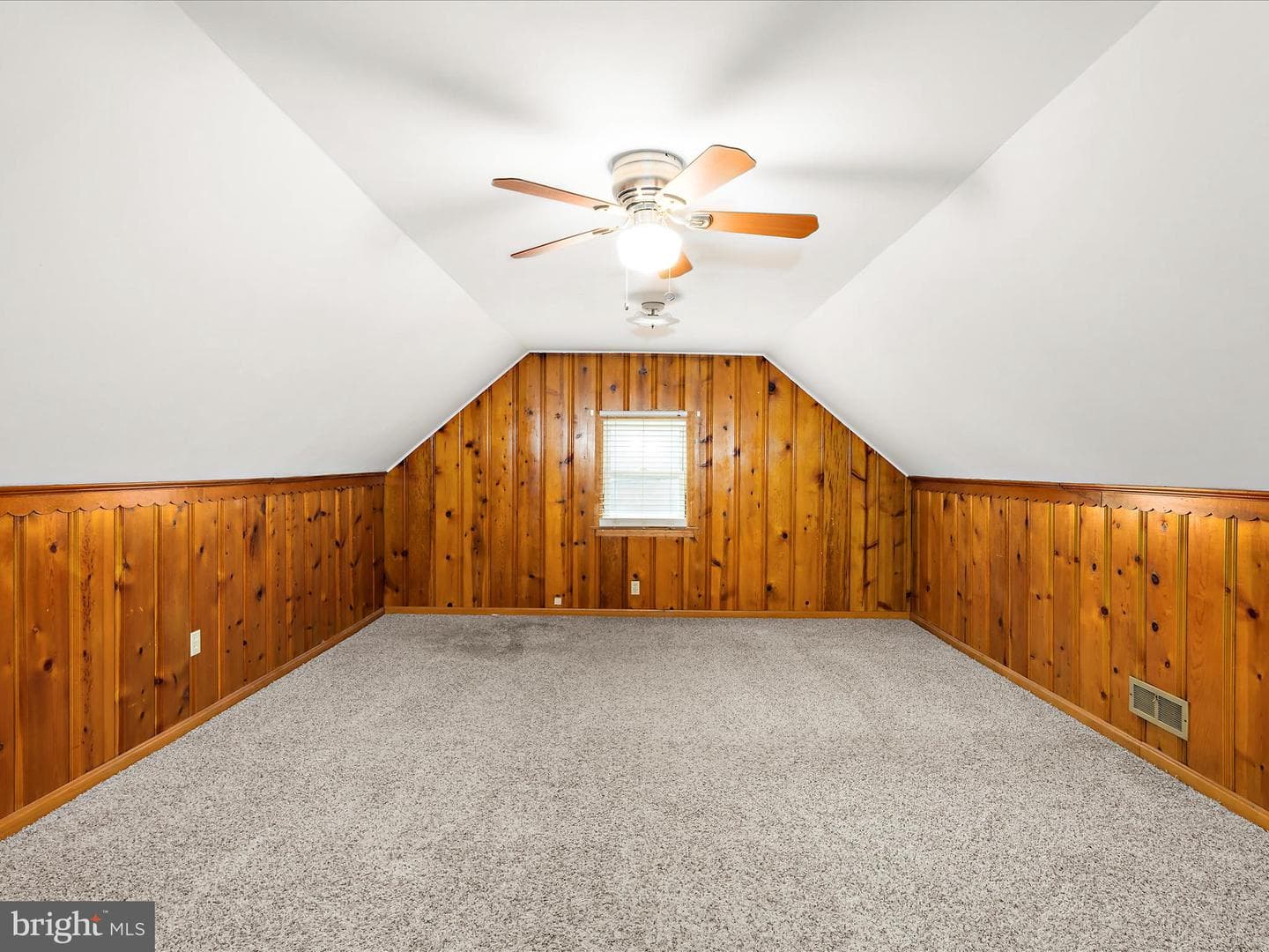 12 Vista Avenue photo 23