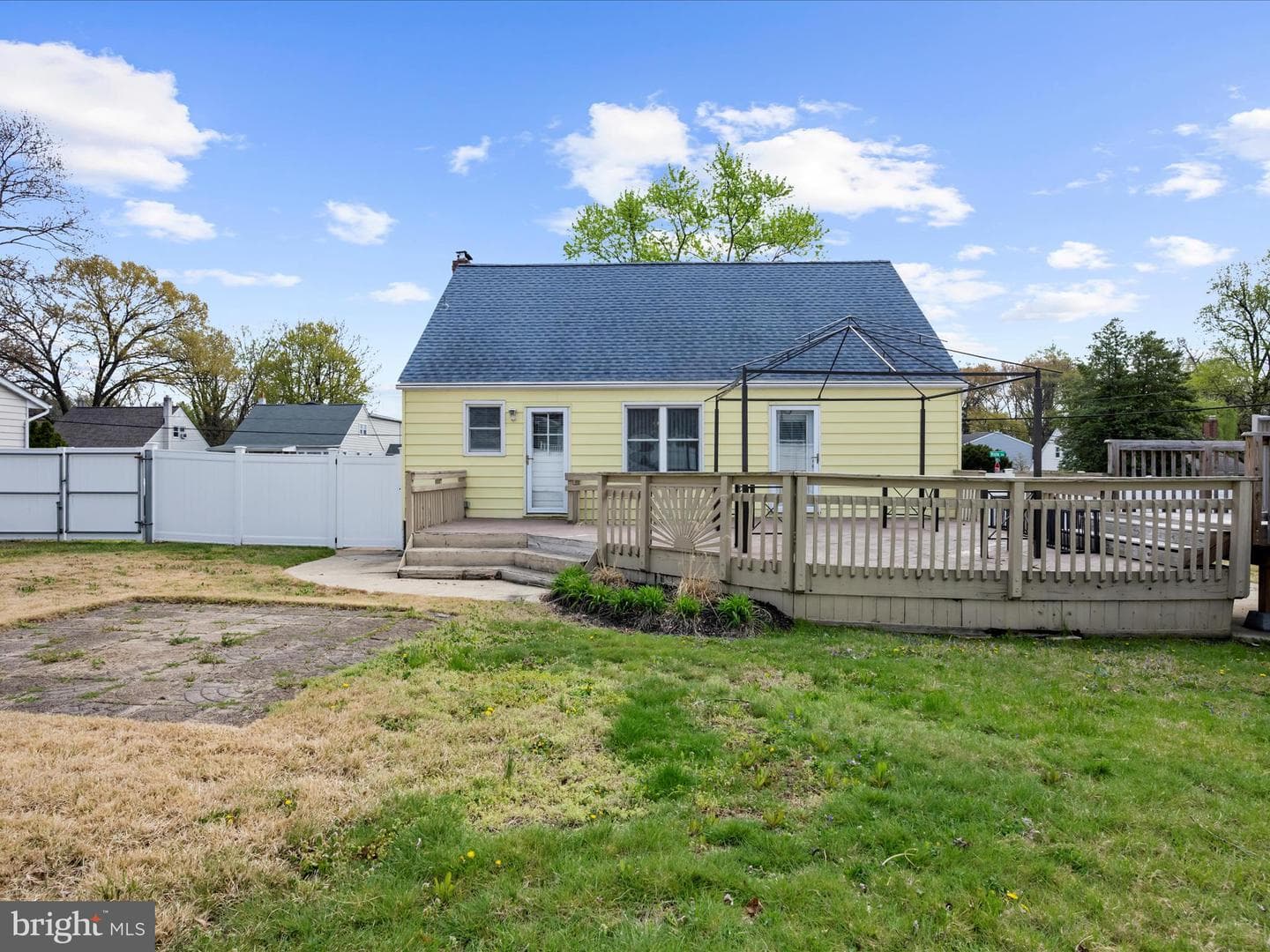 12 Vista Avenue photo 34