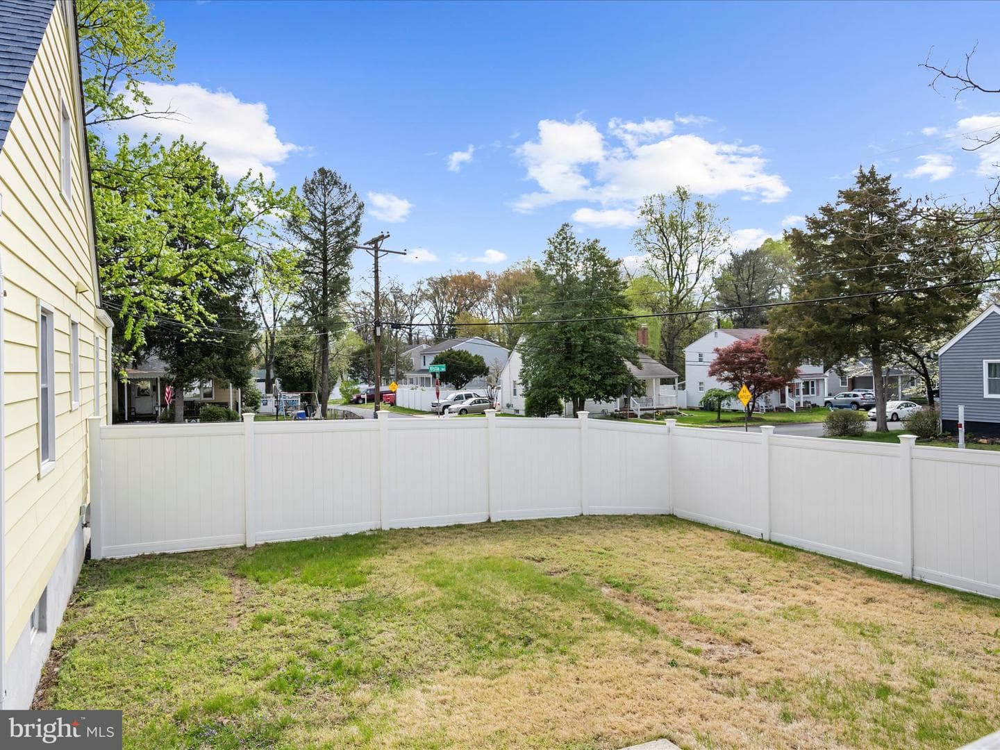 12 Vista Avenue photo 35