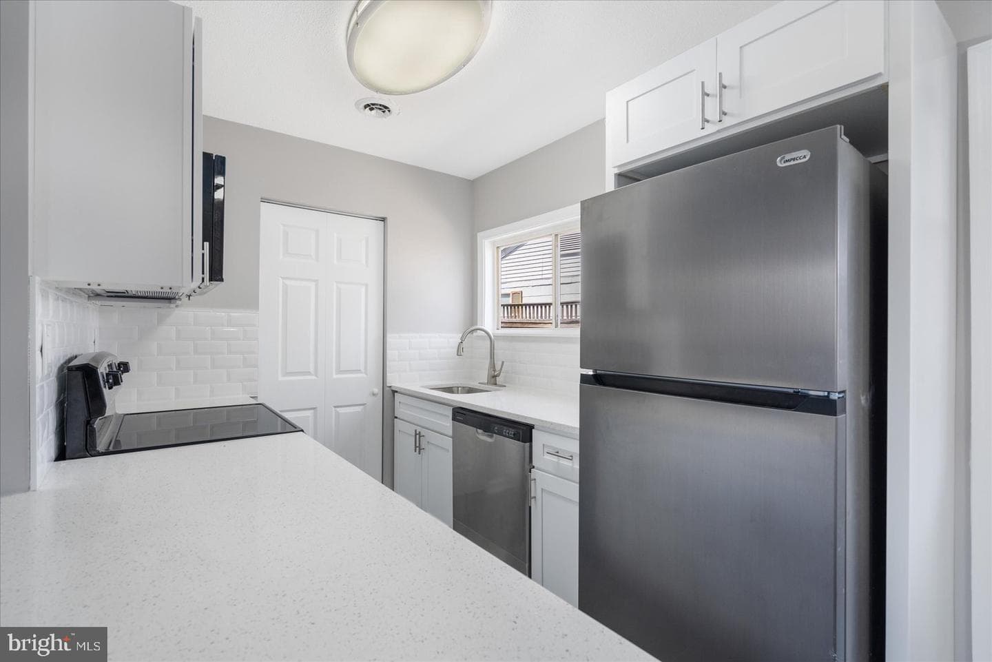 1344 Howard Road photo 8