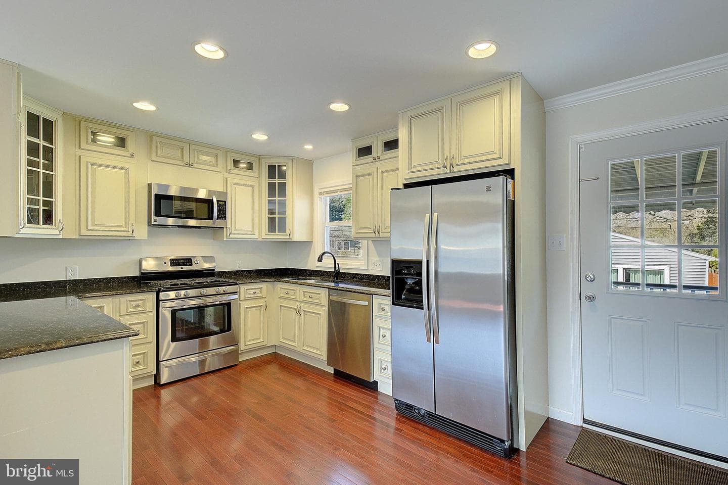 305 Garden Gate Lane photo 13