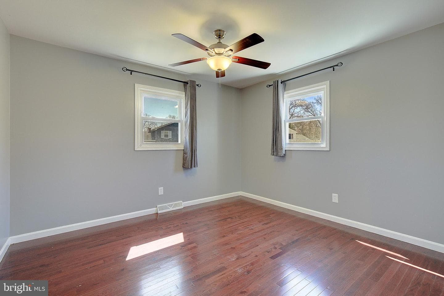 305 Garden Gate Lane photo 18