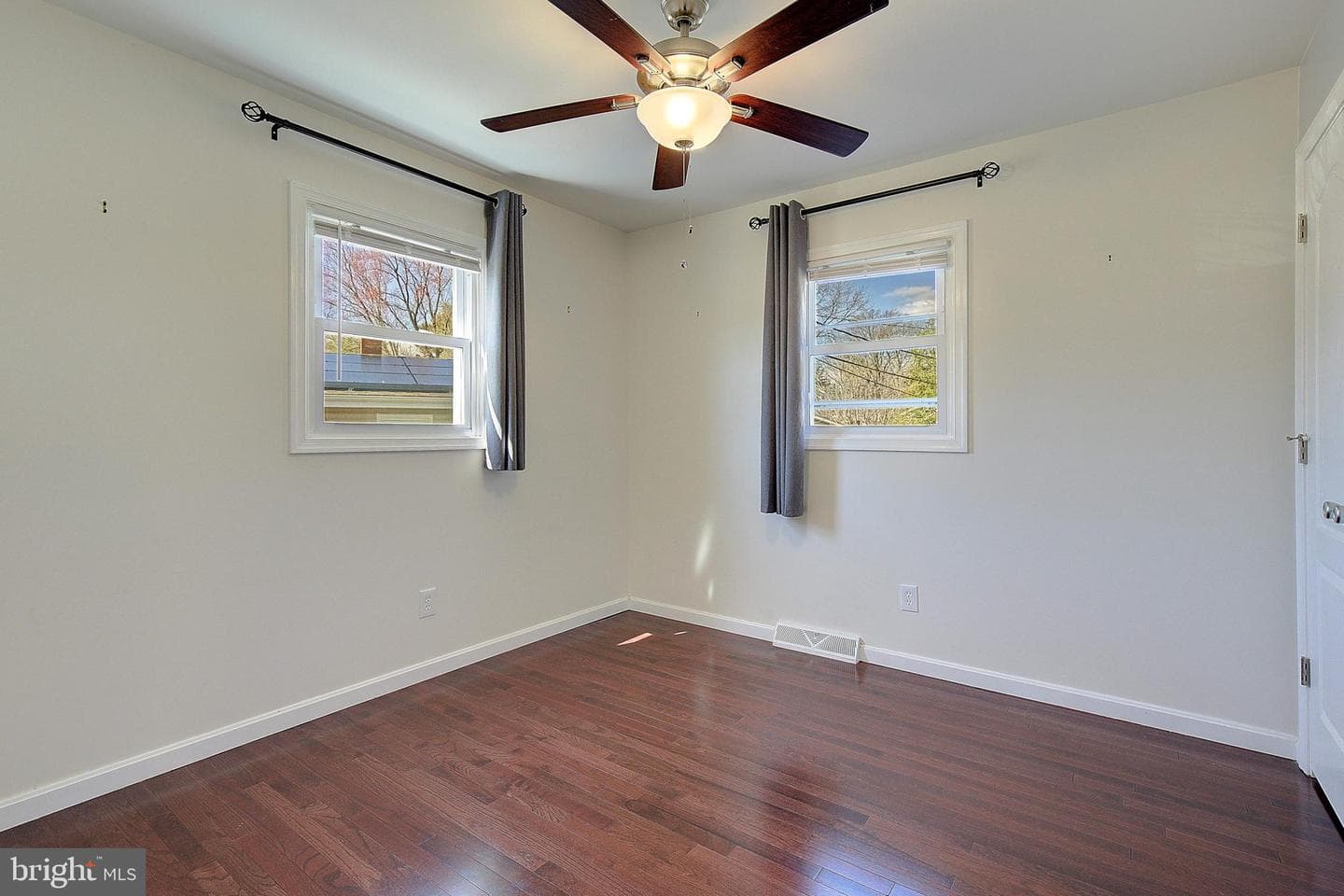 305 Garden Gate Lane photo 20