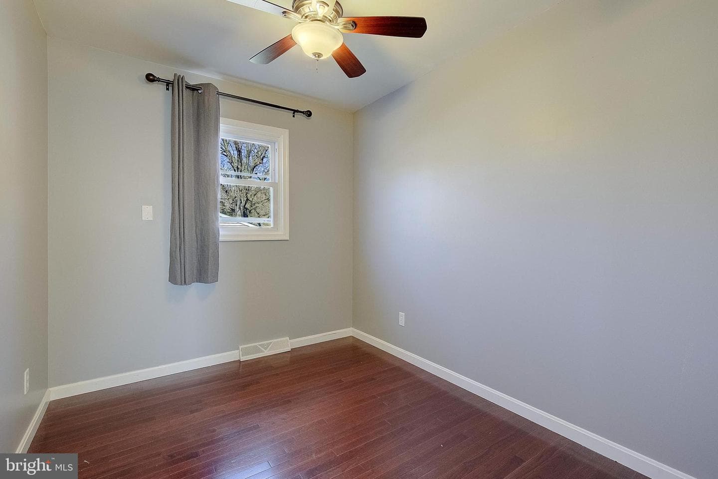 305 Garden Gate Lane photo 21