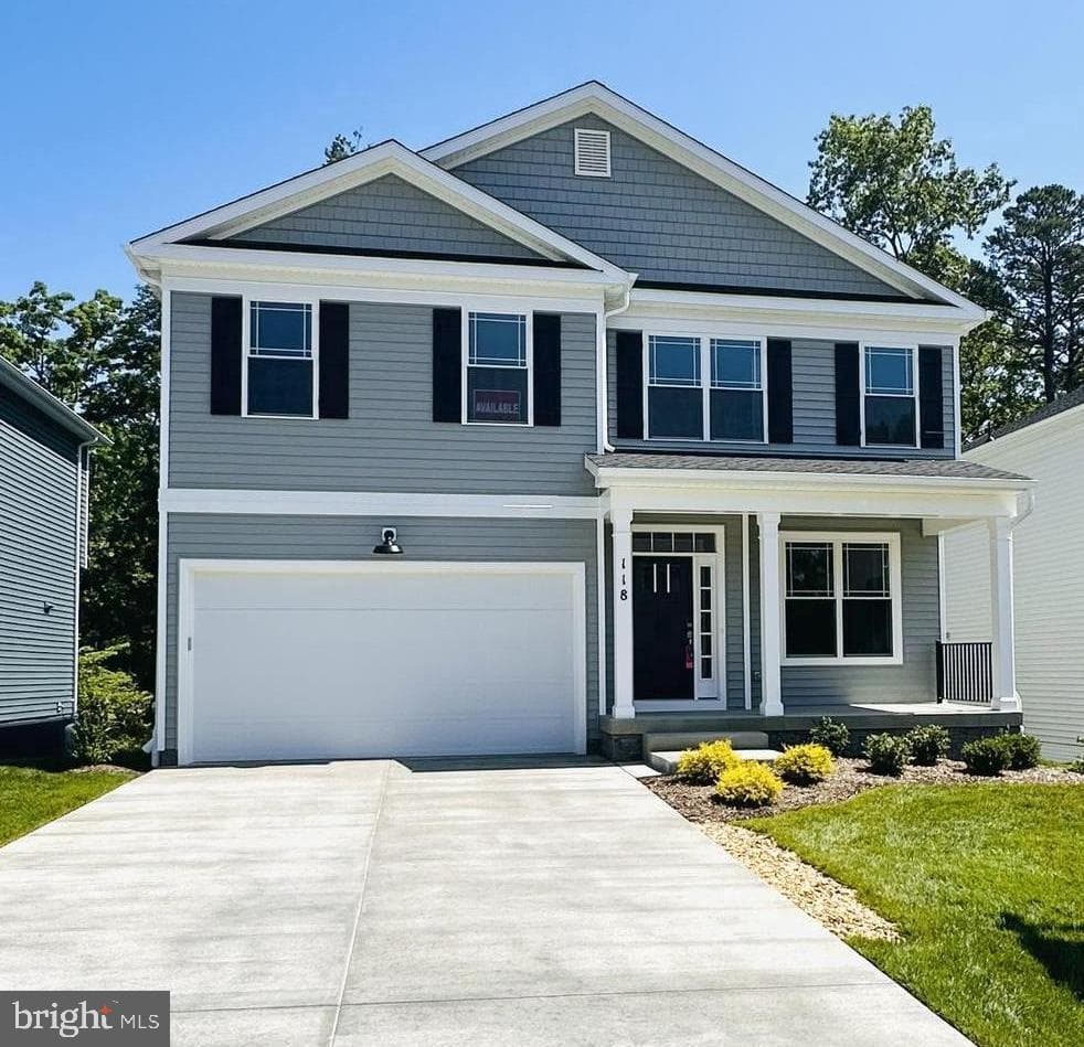 118 Overlea Drive E photo 1