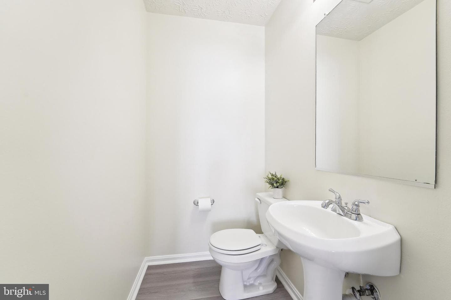 40 Amberstone Court photo 11