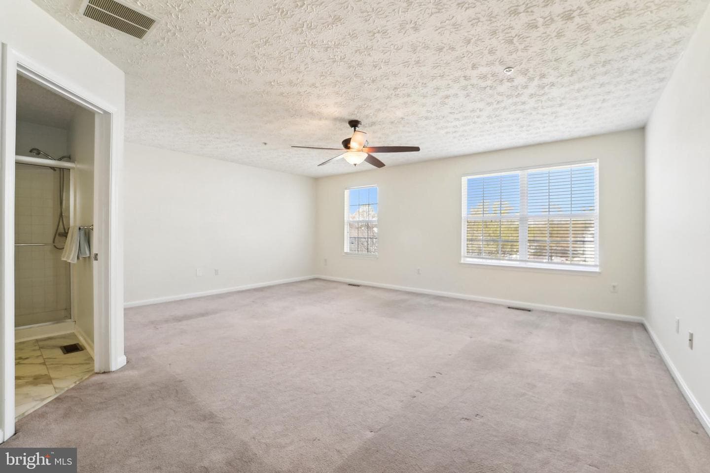 40 Amberstone Court photo 14