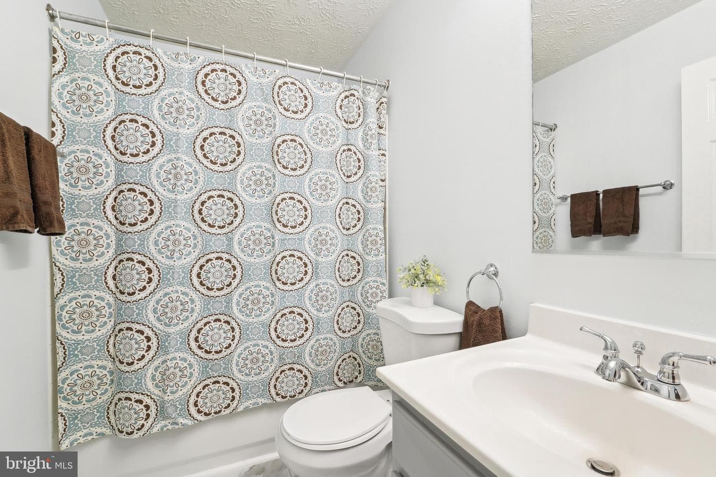 40 Amberstone Court photo 19