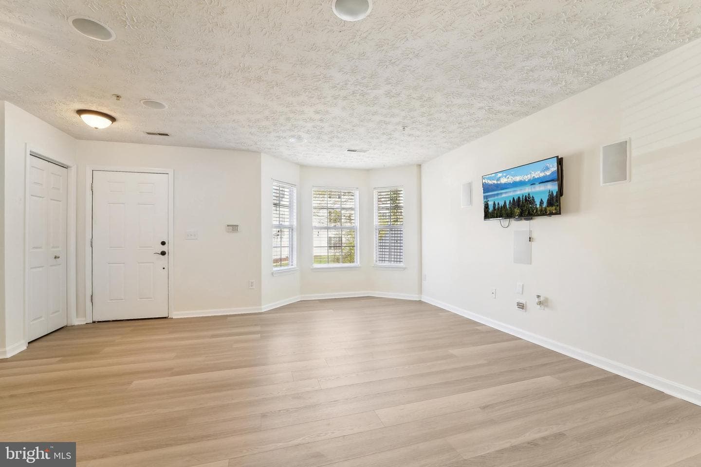 40 Amberstone Court photo 7