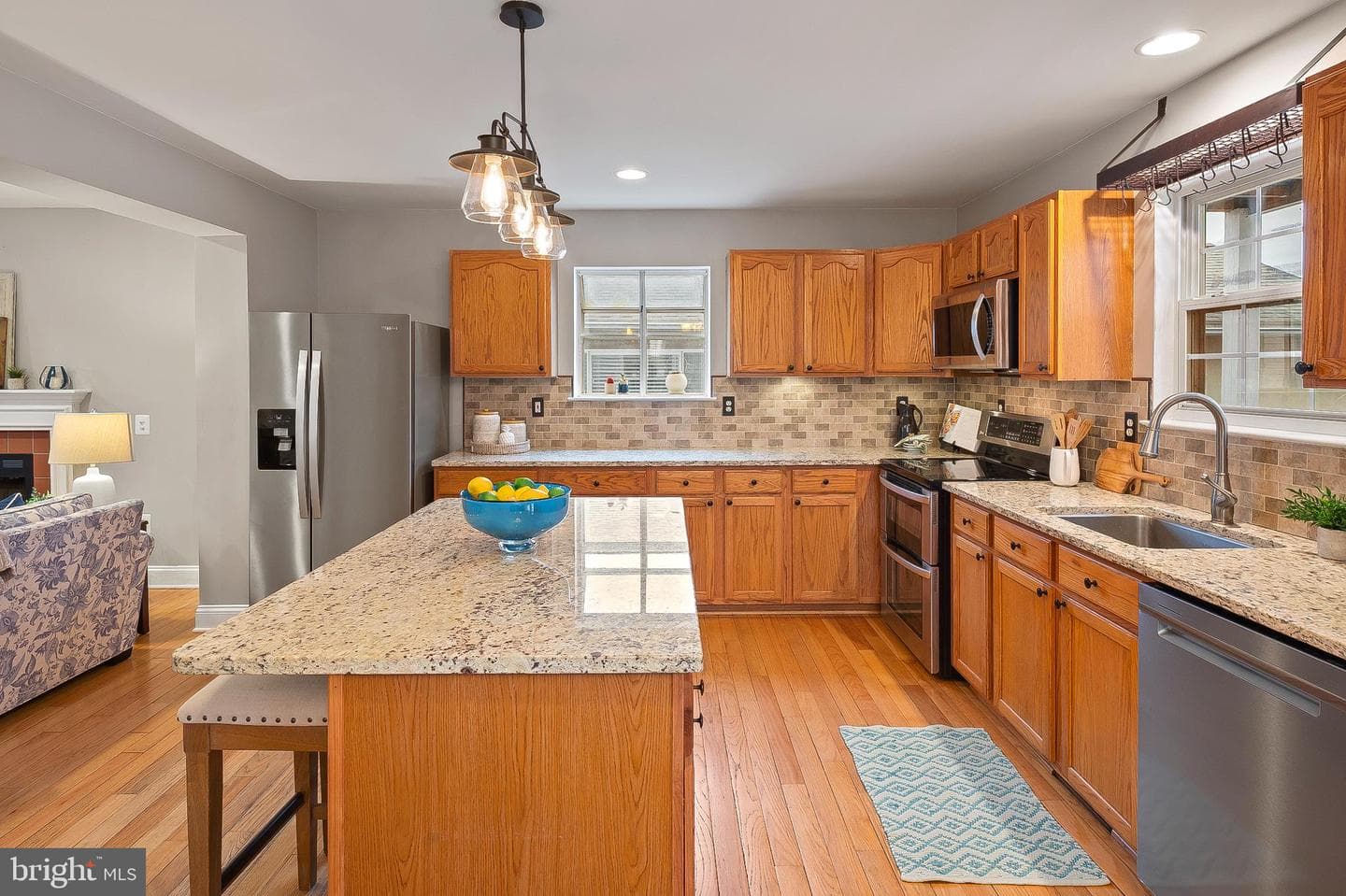 3745 Beach Drive Boulevard photo 12