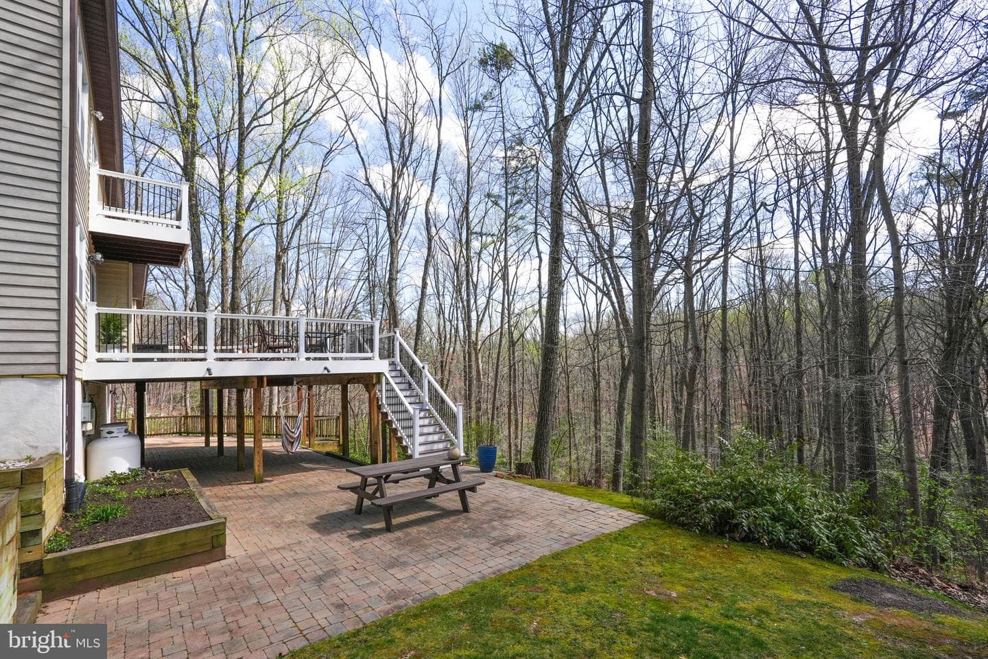 226 Pegasus Court photo 43