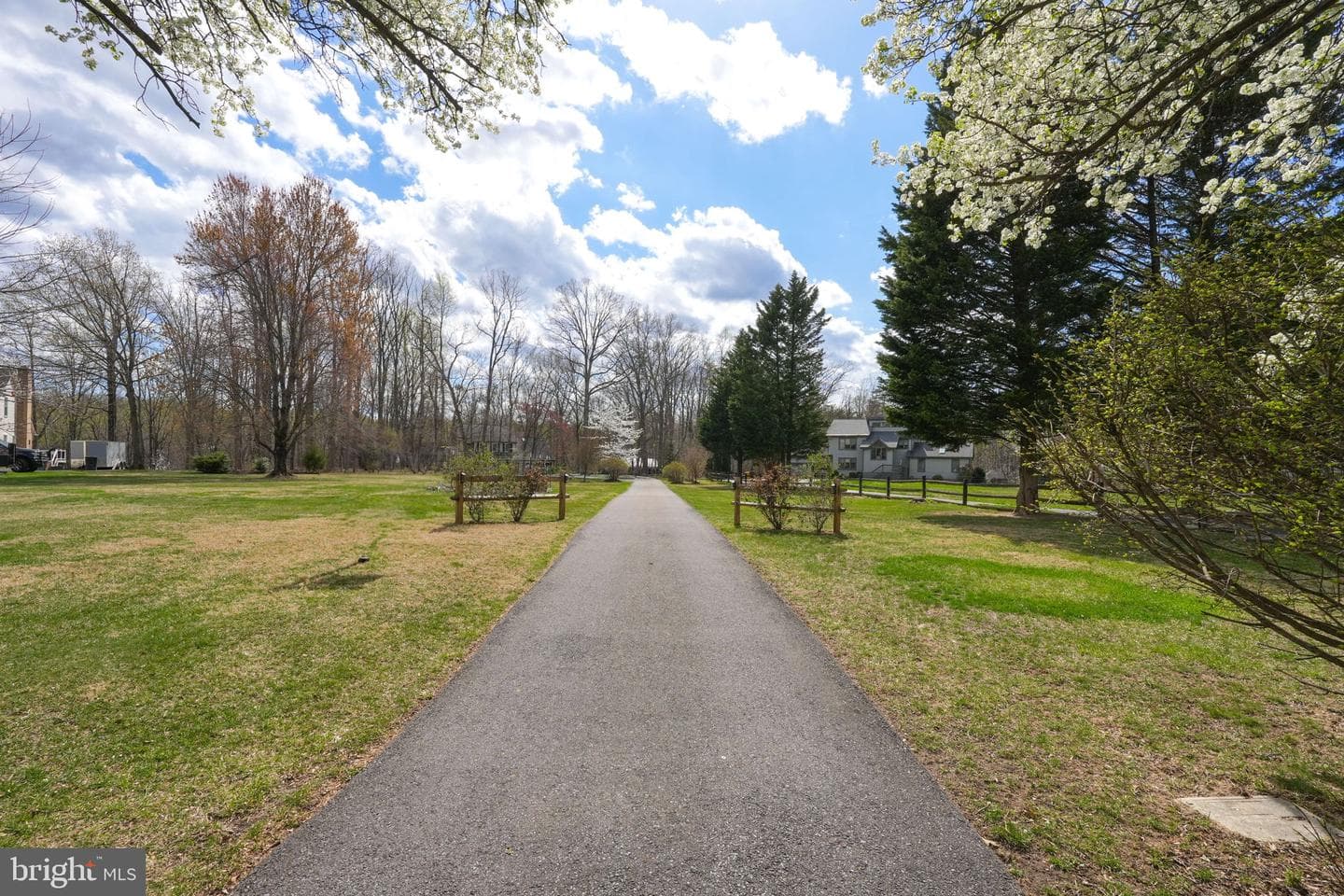 226 Pegasus Court photo 56