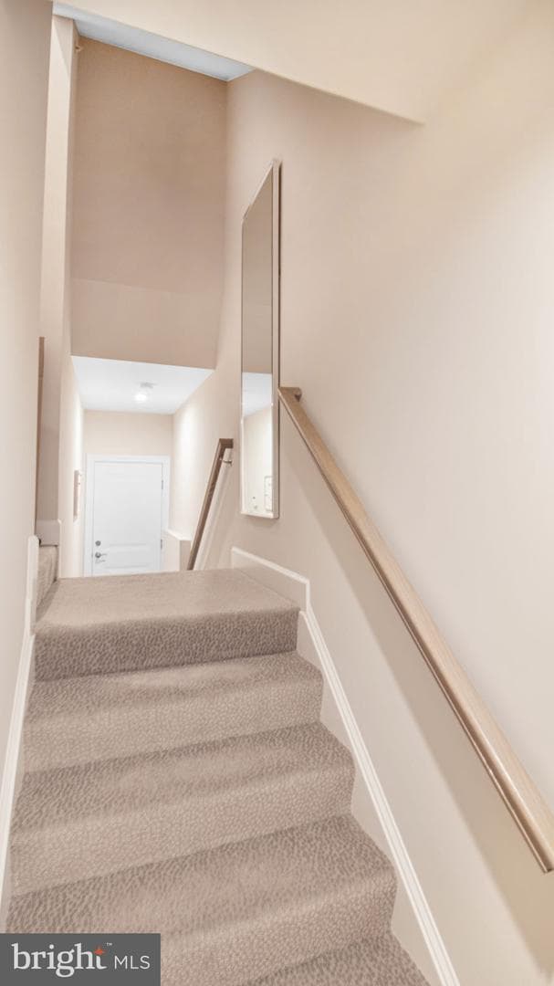 7622 Stemhart Lane photo 10