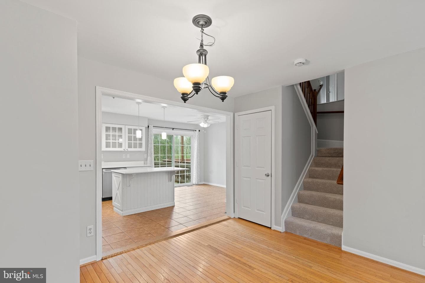 1211 Julie Court photo 8