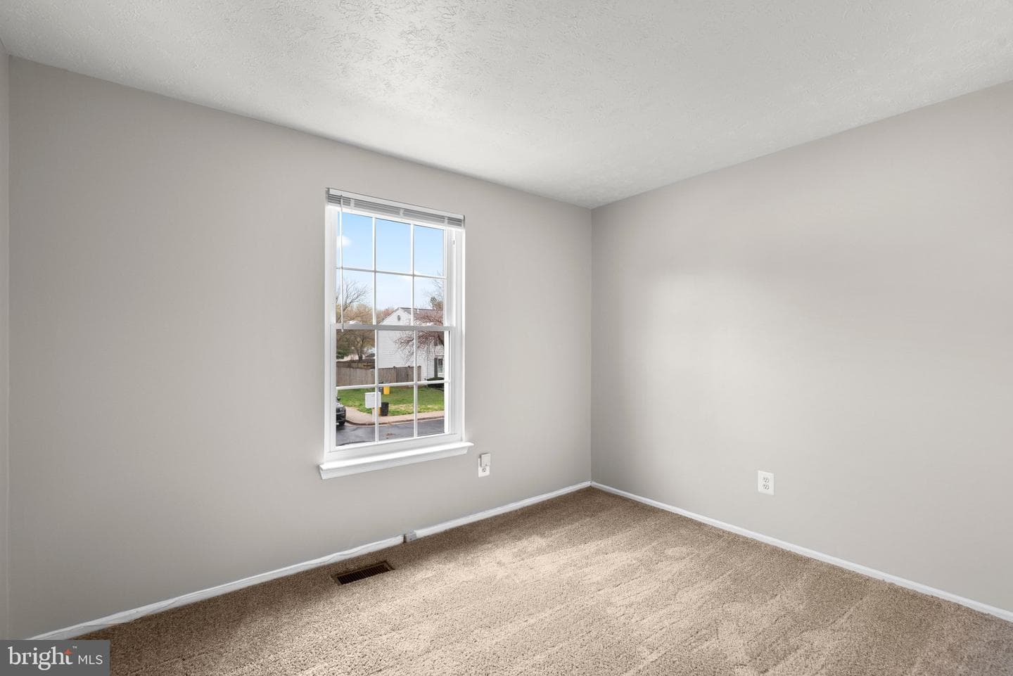 1586 Lodge Pole Court photo 25