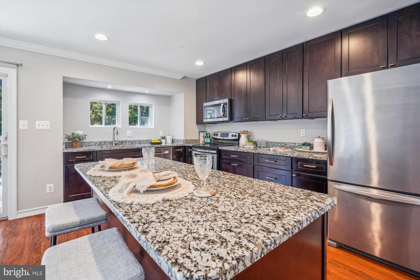 61 Barrensdale Drive photo 10