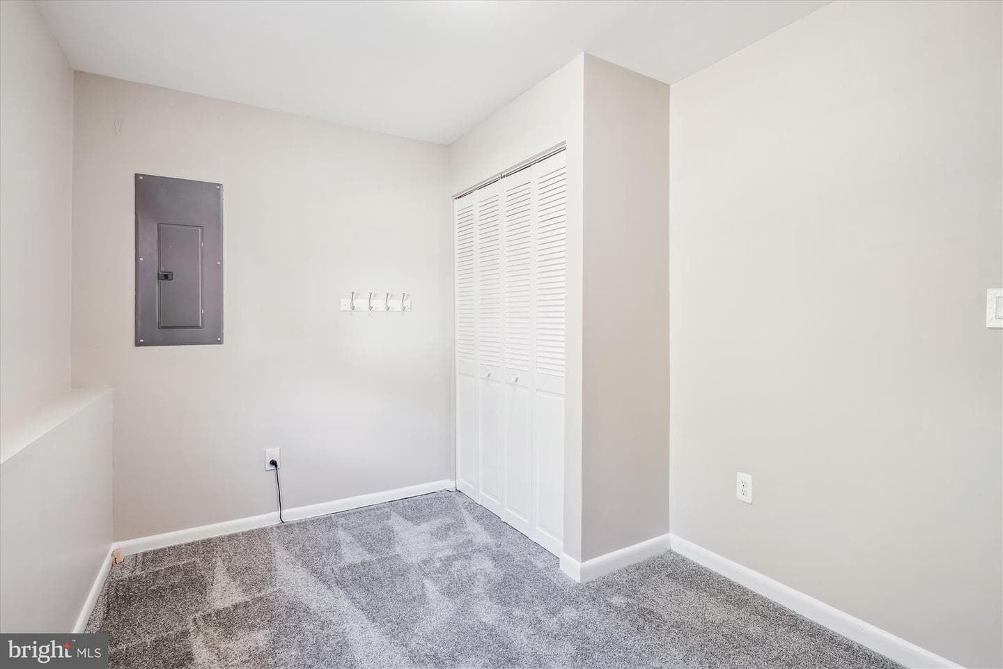 61 Barrensdale Drive photo 24