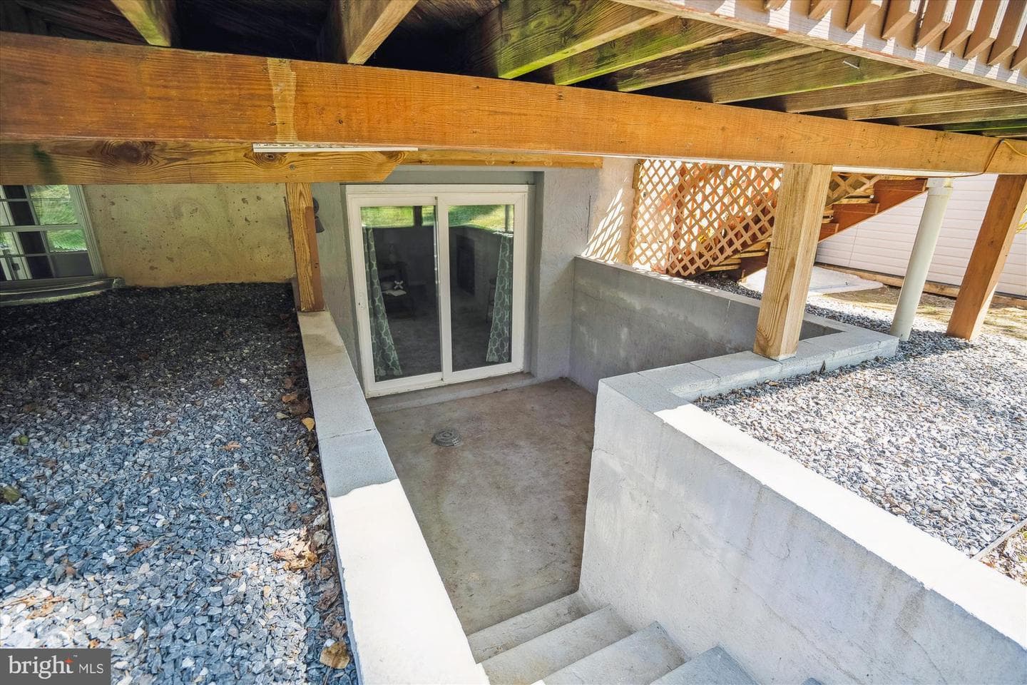 61 Barrensdale Drive photo 30