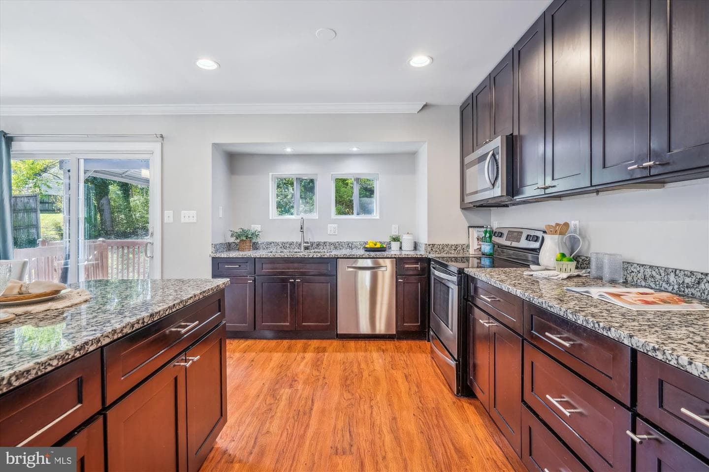61 Barrensdale Drive photo 9