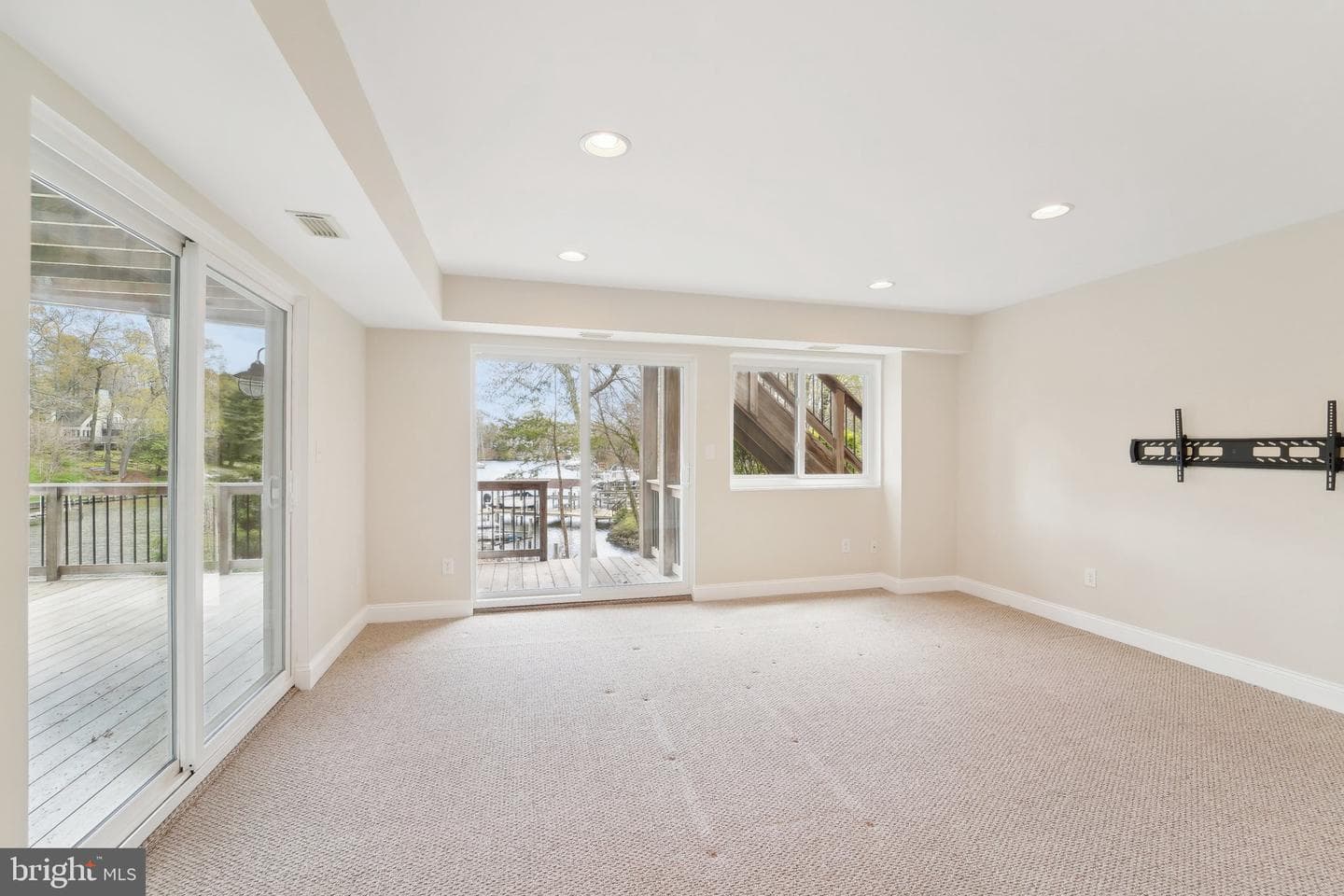 264 Capote Ct. East photo 43
