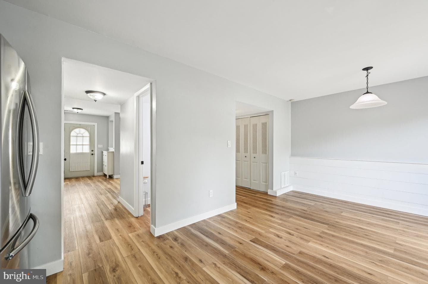 1669 Woodtree Court E photo 15