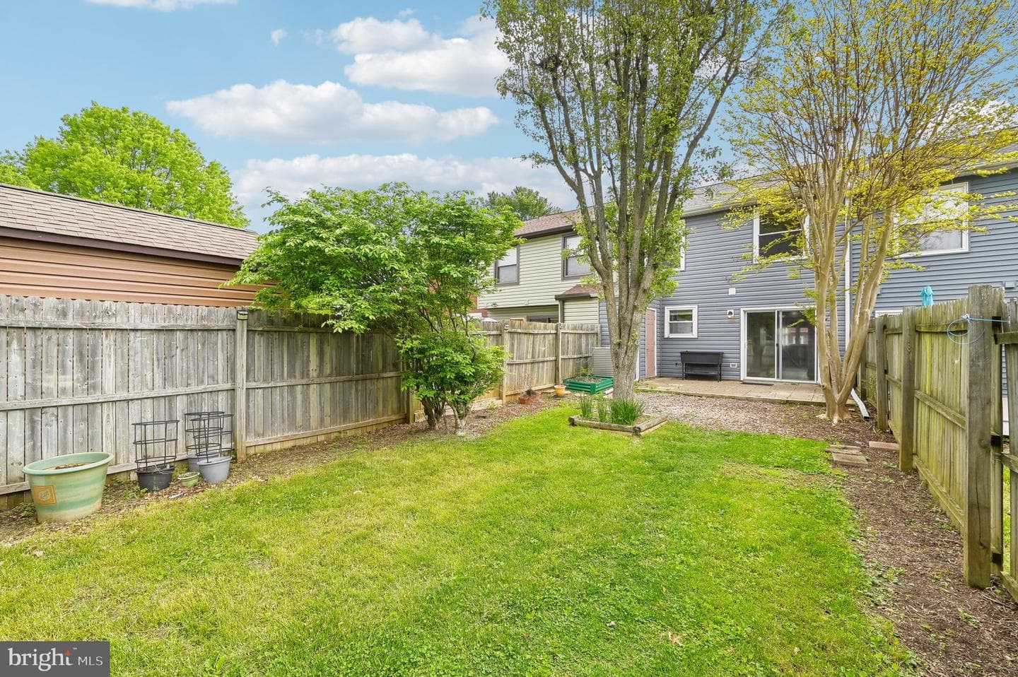 1669 Woodtree Court E photo 35