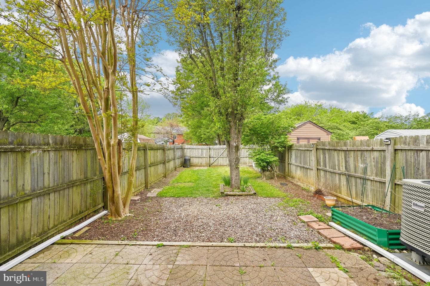 1669 Woodtree Court E photo 39