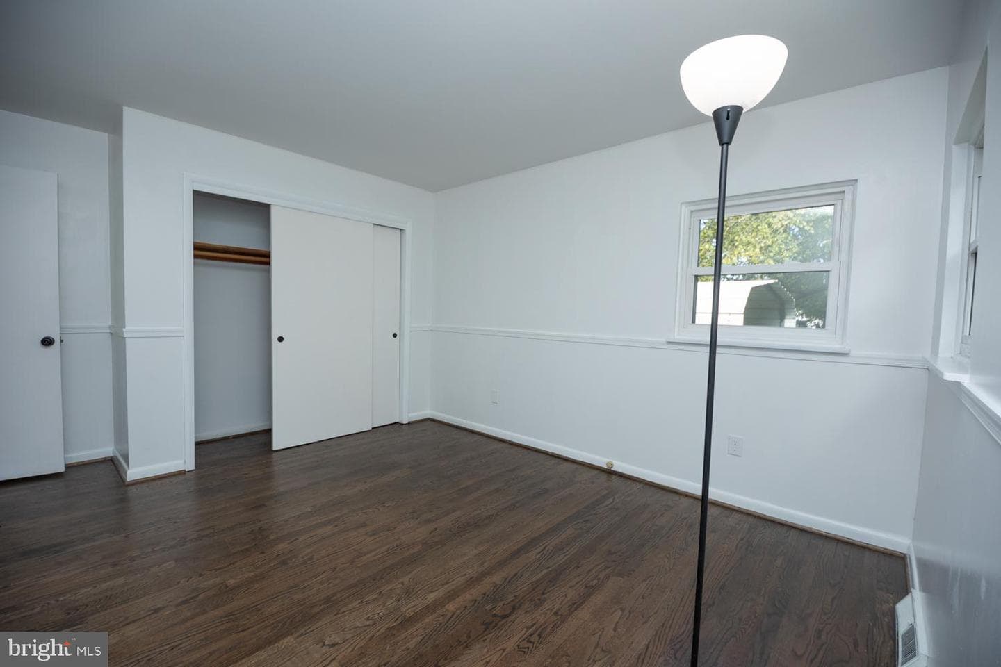 7885 Elizabeth Road photo 18