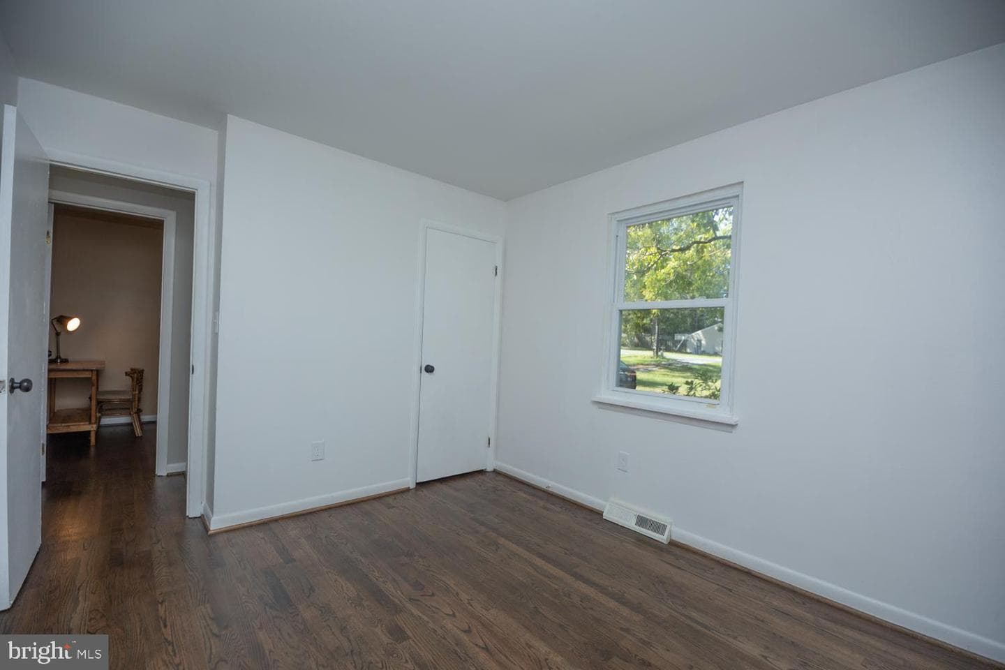 7885 Elizabeth Road photo 28