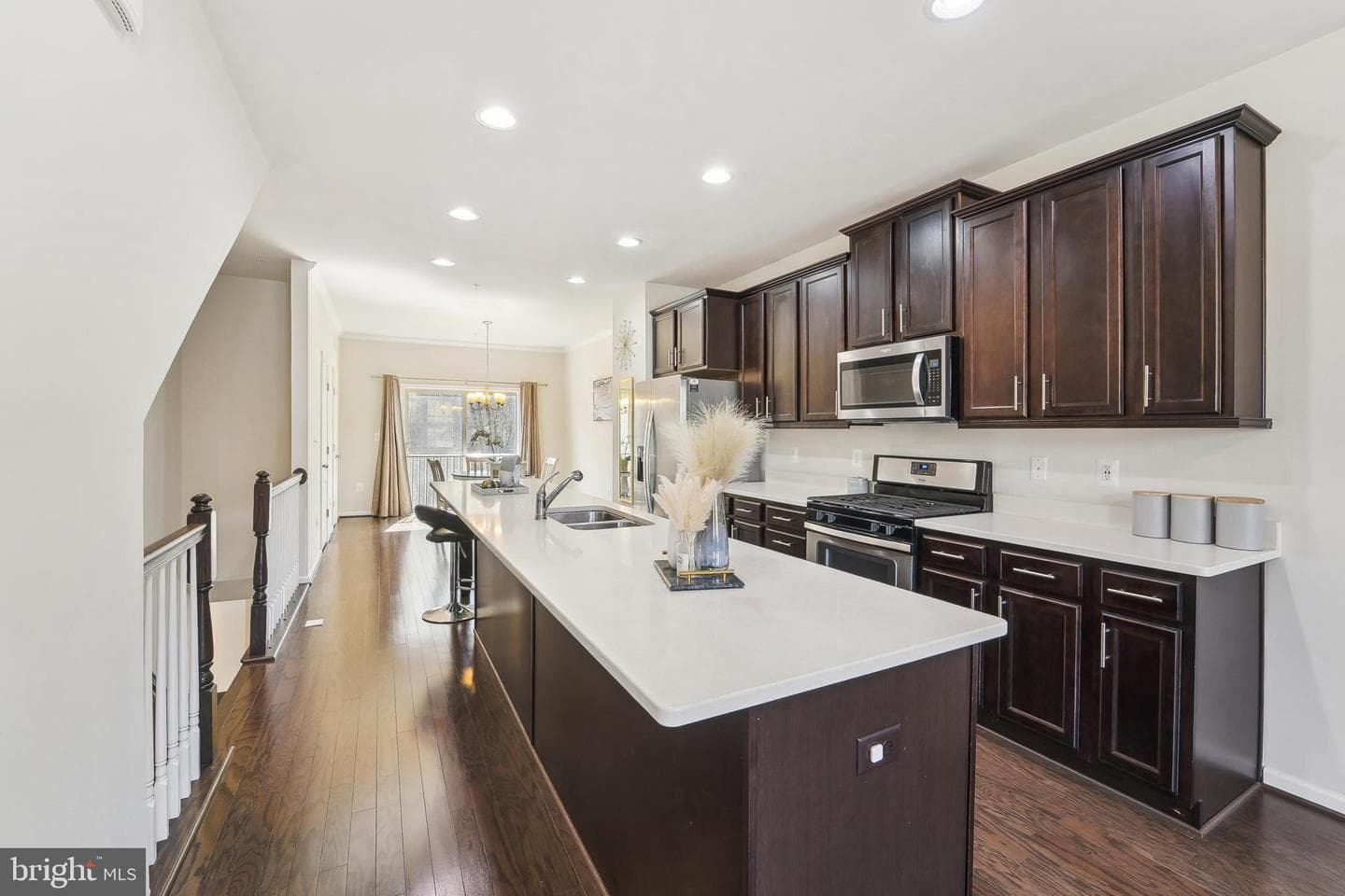 8205 Hollow Court photo 7
