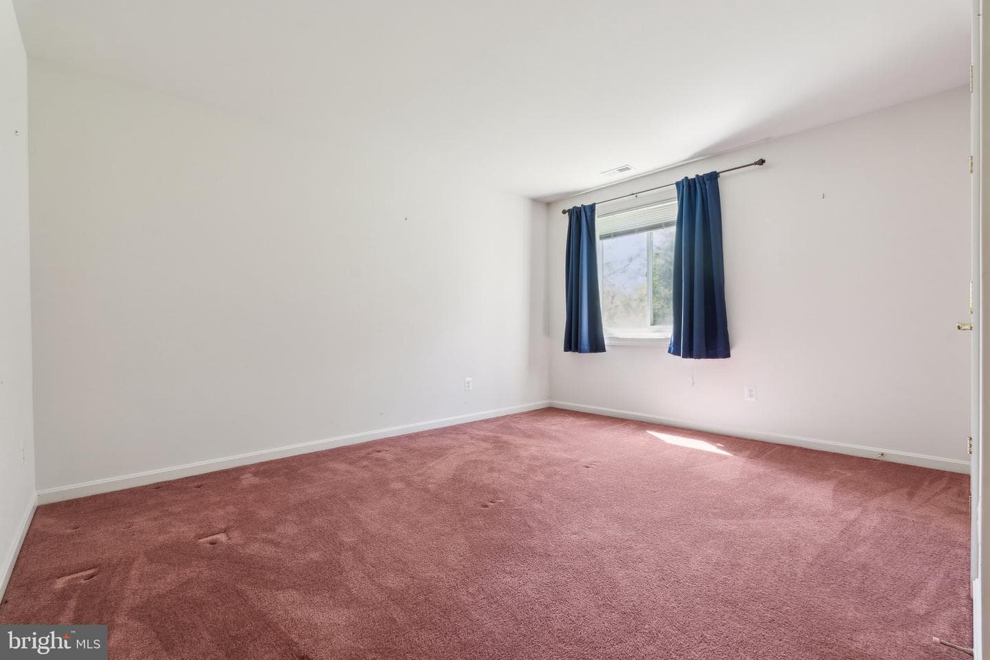 15 Tremont Drive photo 30