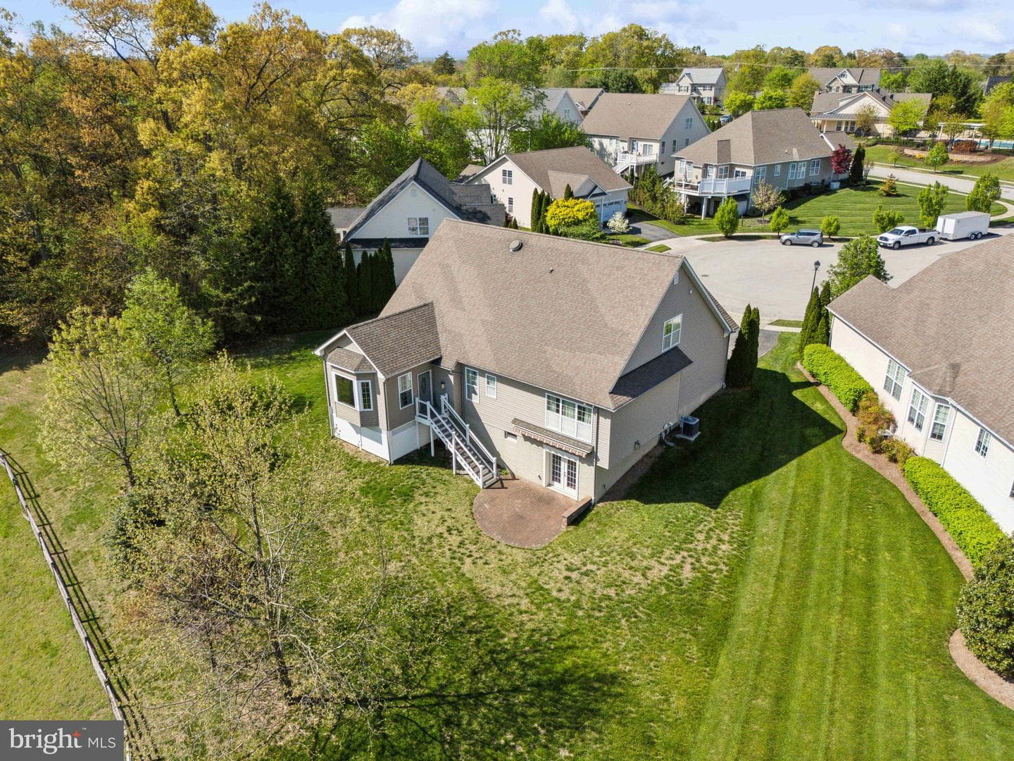 15 Tremont Drive photo 33