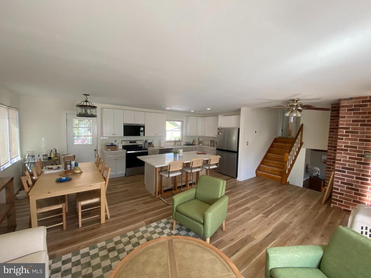 1096 Linden Tree Drive photo 3