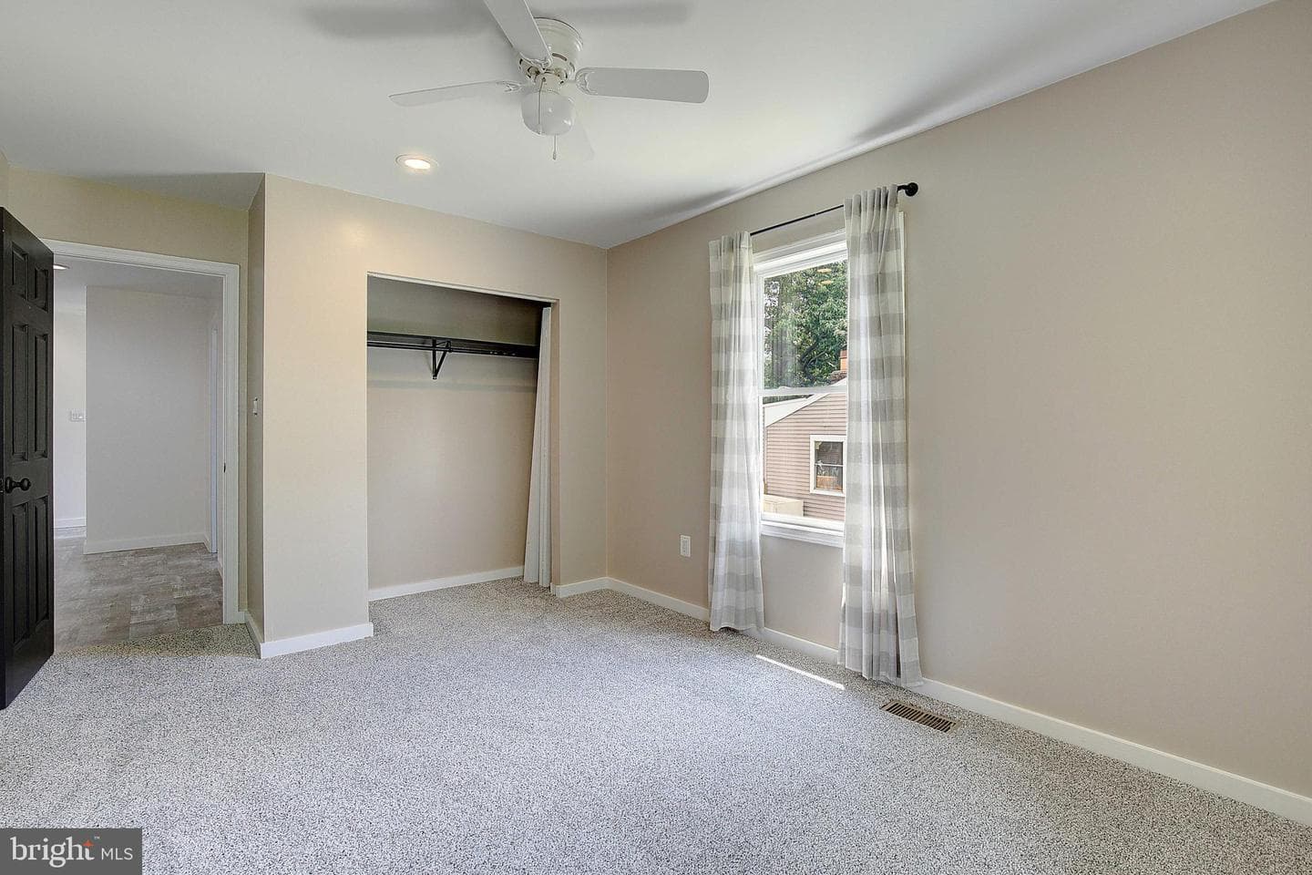 5645 Battee Drive photo 18