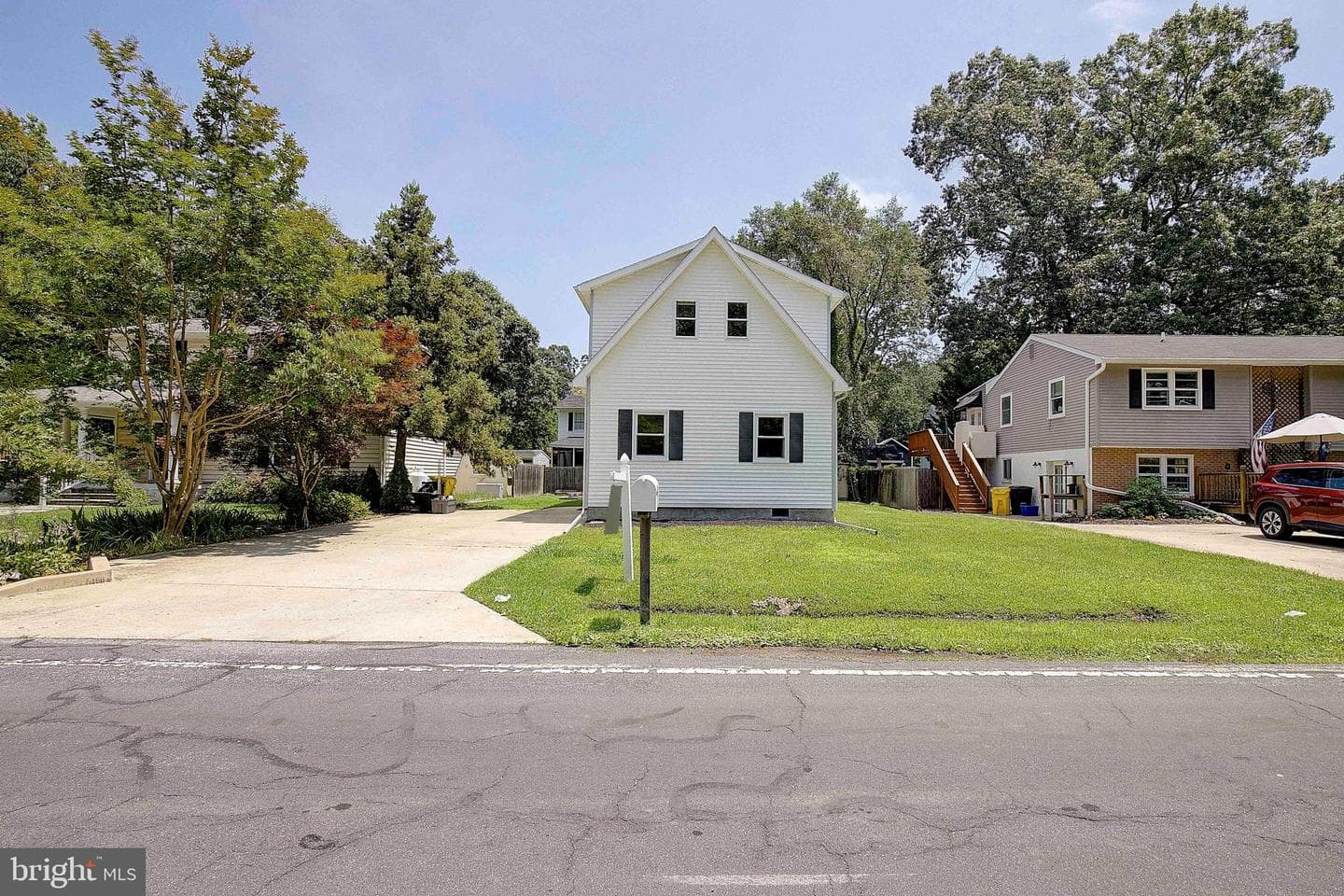 5645 Battee Drive photo 2