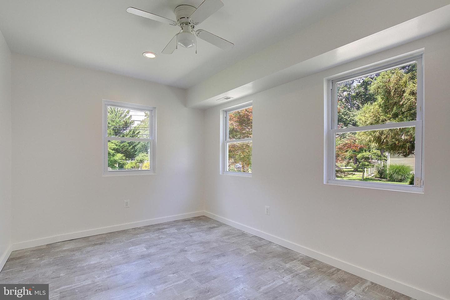 5645 Battee Drive photo 21