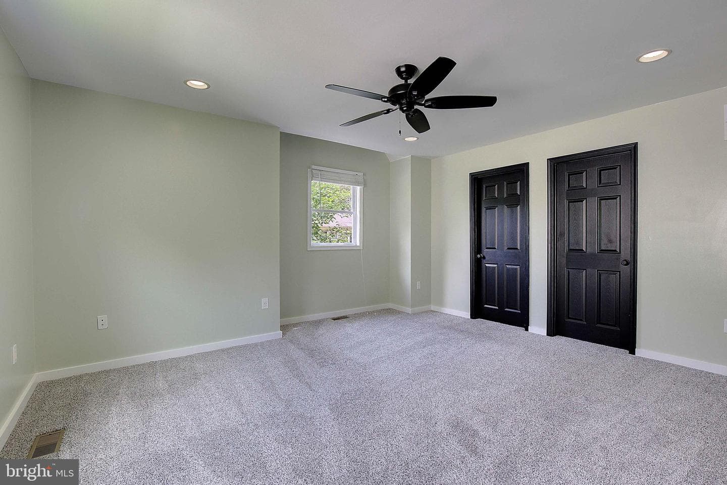 5645 Battee Drive photo 27