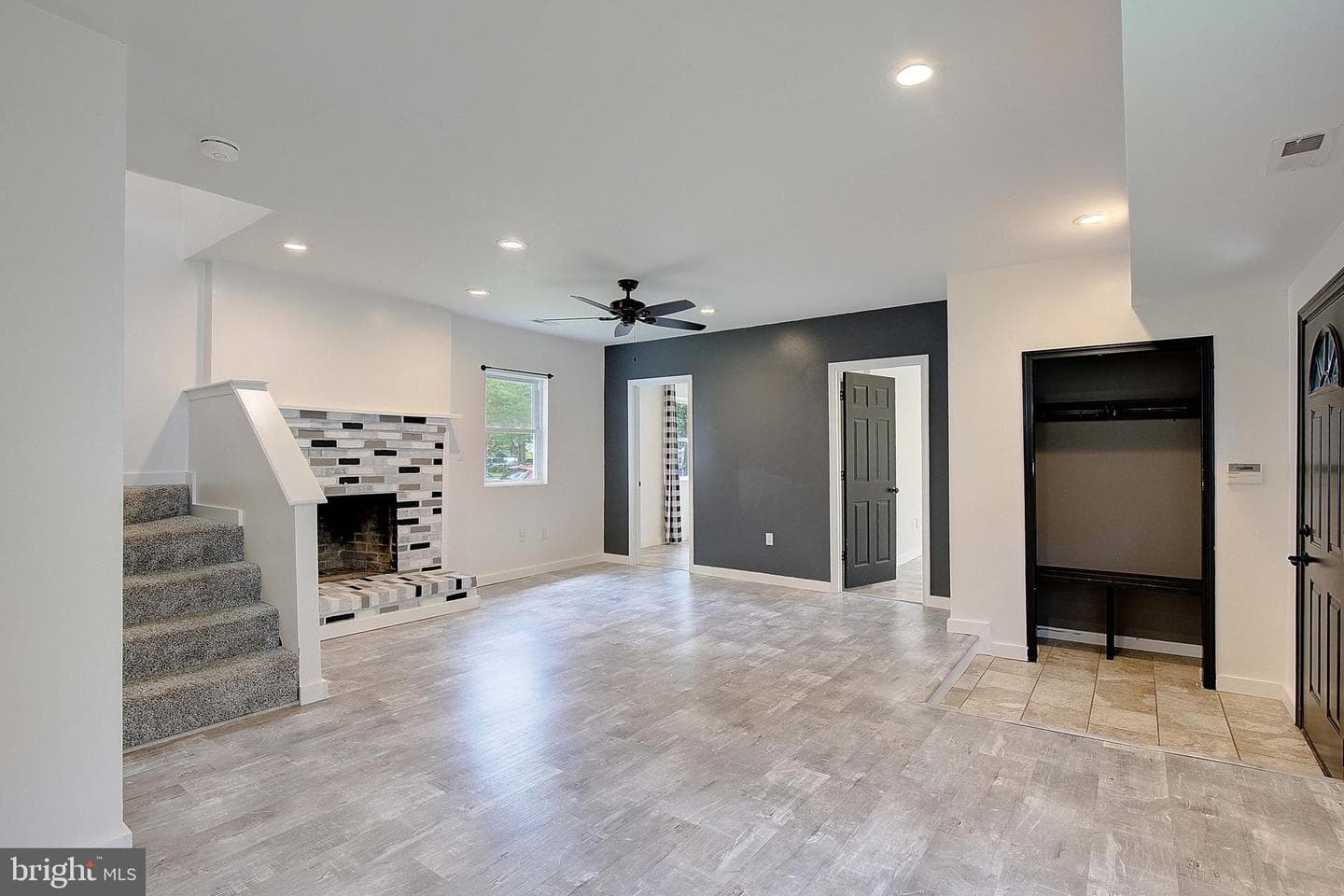 5645 Battee Drive photo 6
