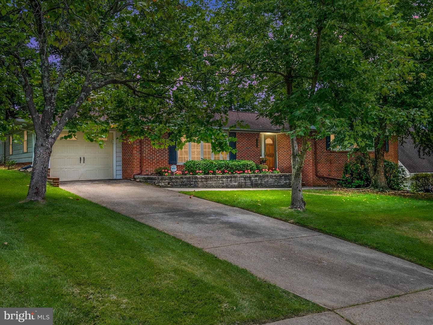 5904 Linthicum Lane photo 48