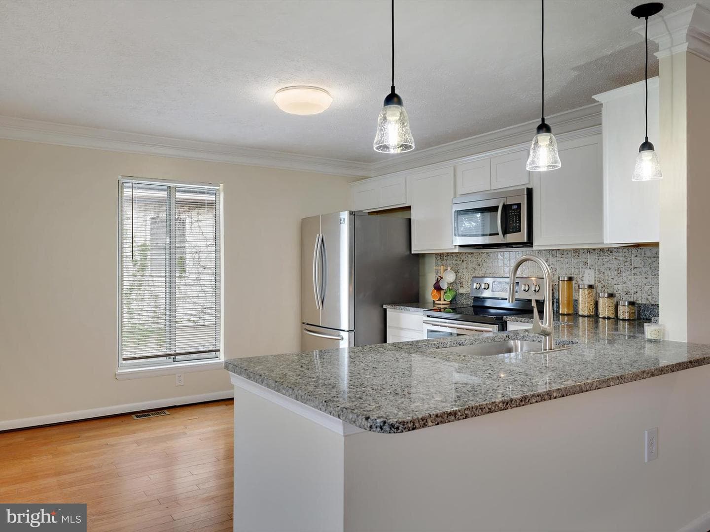 752 225th Street photo 10