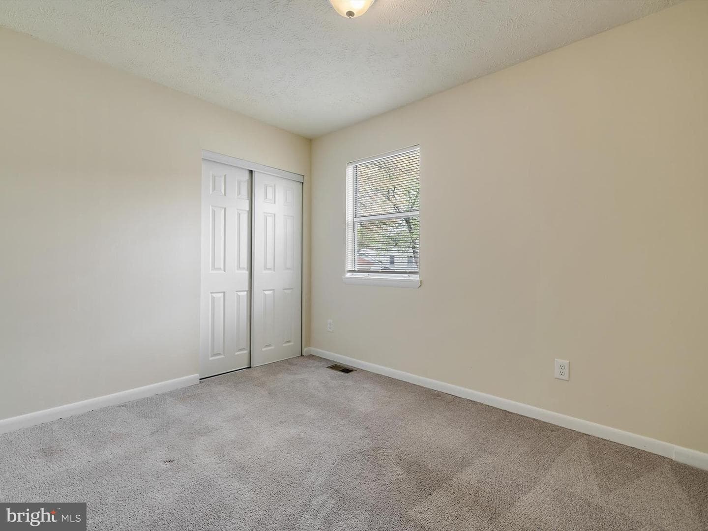 752 225th Street photo 16