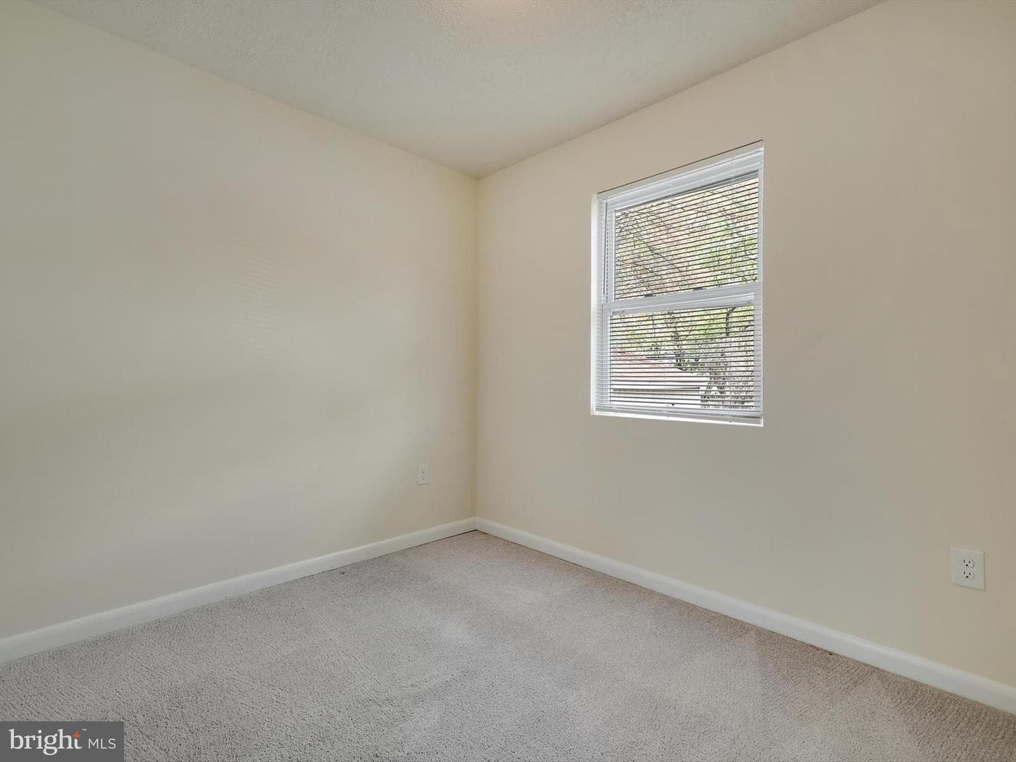 752 225th Street photo 18