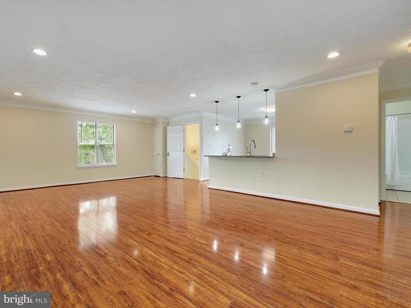 752 225th Street photo 6