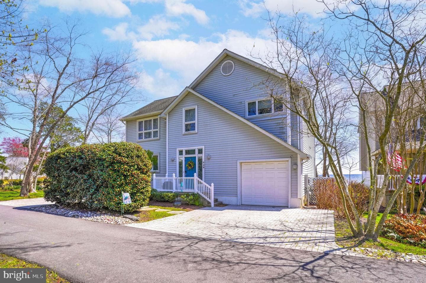 949 Bay Drive photo 5
