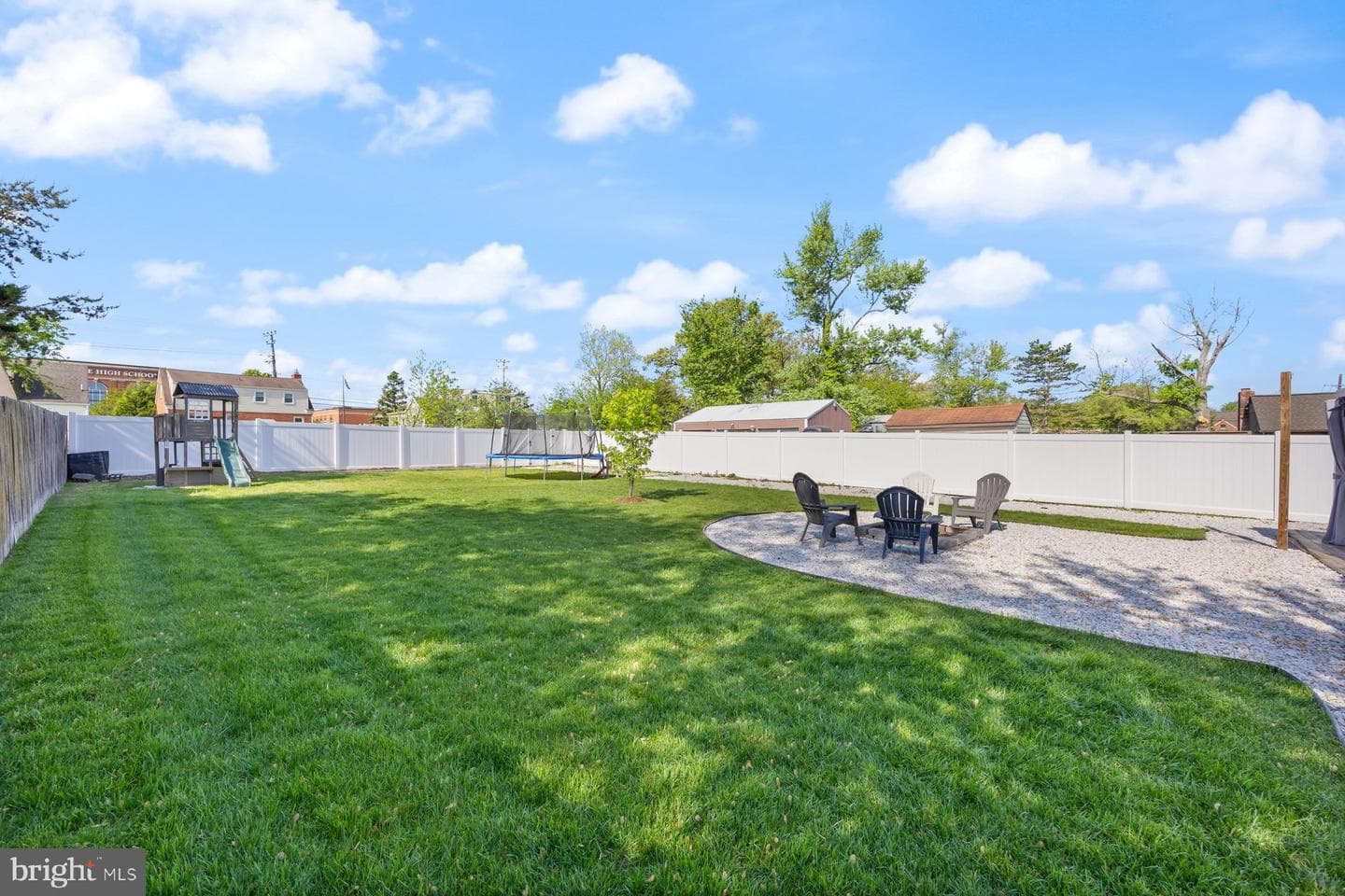 601 Delaware Avenue photo 31