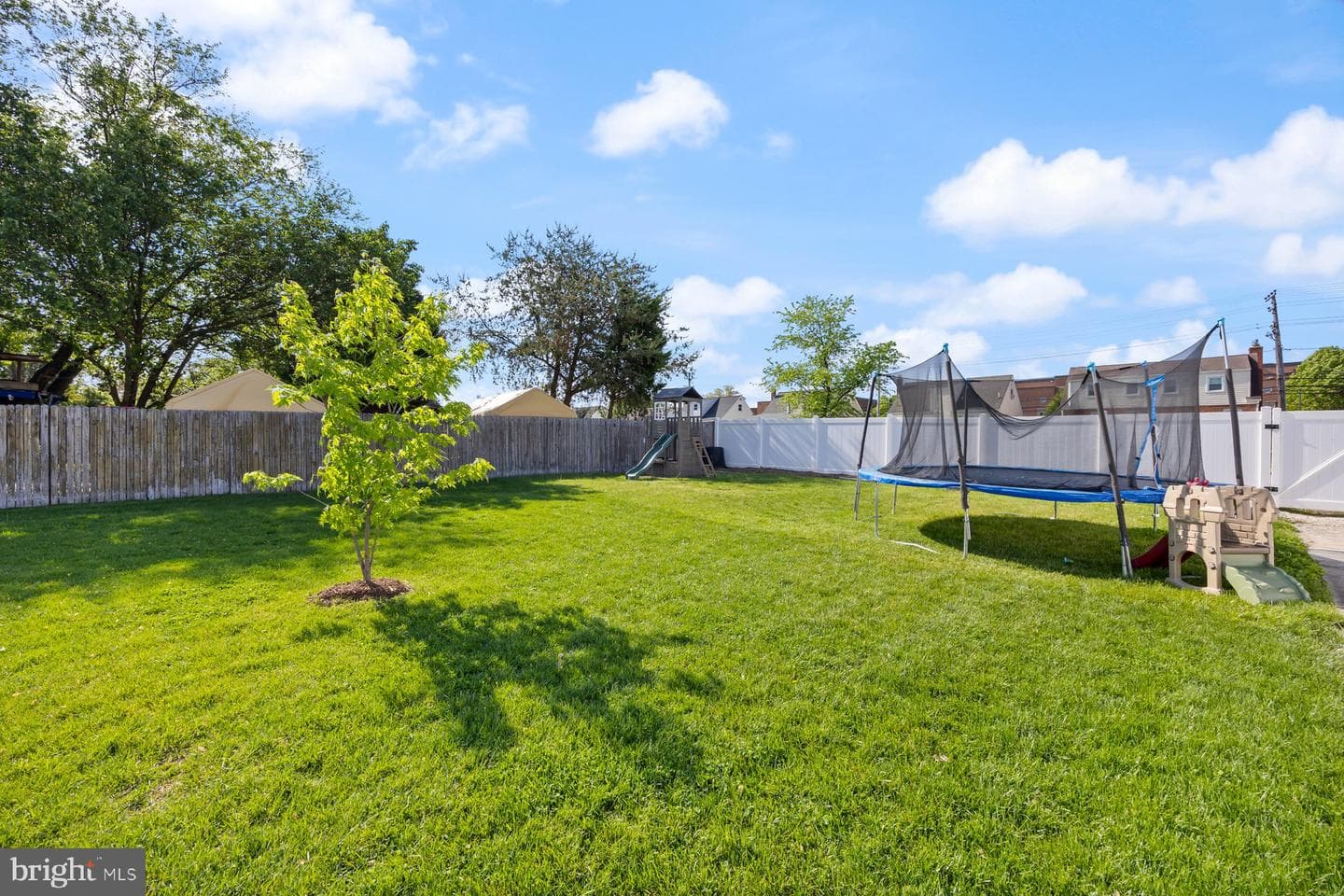 601 Delaware Avenue photo 33